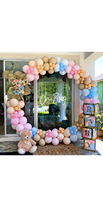 round balloon arch