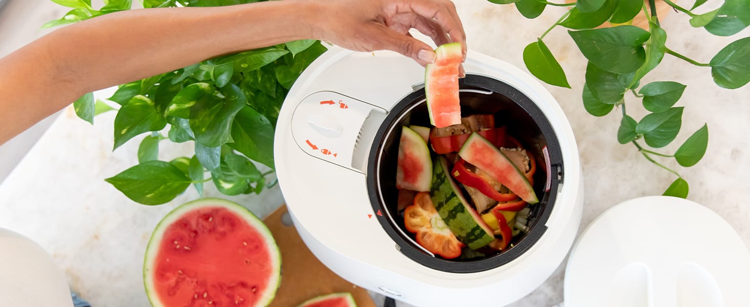Lomi compost composter