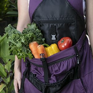 Apron with large load in front pouch kangaroo pocket